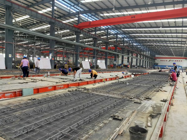 澳力鑫新材料項目建設(shè)現(xiàn)場。