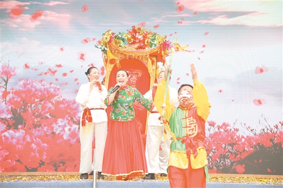 歡樂溫暖過大年 喜氣洋洋迎新春